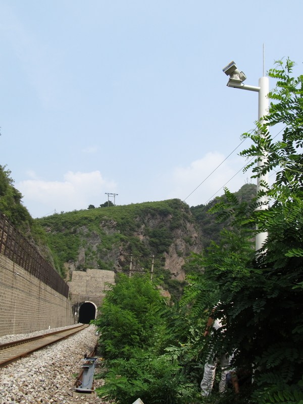 12 Bits Radiometric Resolution Hyperspectral Imaging Device Featuring 1080P 30 Fps Video Resolution Ideal For Scientific Research